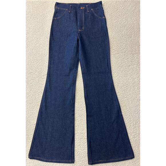 Vintage 1970s Wrangler Bell Bottom Denim Jeans Size 29 Made in USA Talon Zipper - Picture 1 of 9